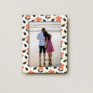 White And Black Printed MDF Wall Decorative Photo Frame