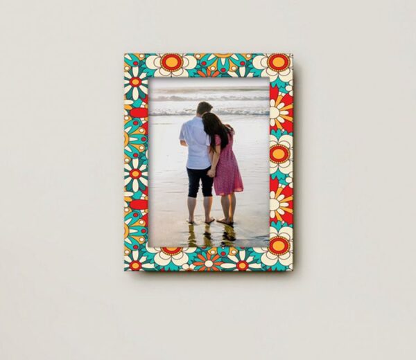 Red And Green Printed MDF Wall Photo Frame