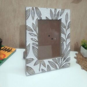 White Gold Rustic Hand Carving Handpainting Mango Wood Table and Wall Photo Frame