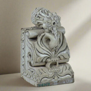 Wooden Bracket with Iron Stand - White
