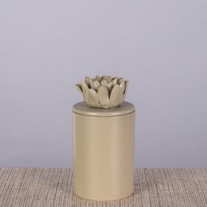 Waterlily Pond (Cream) Ceramic Scented Jar Candle